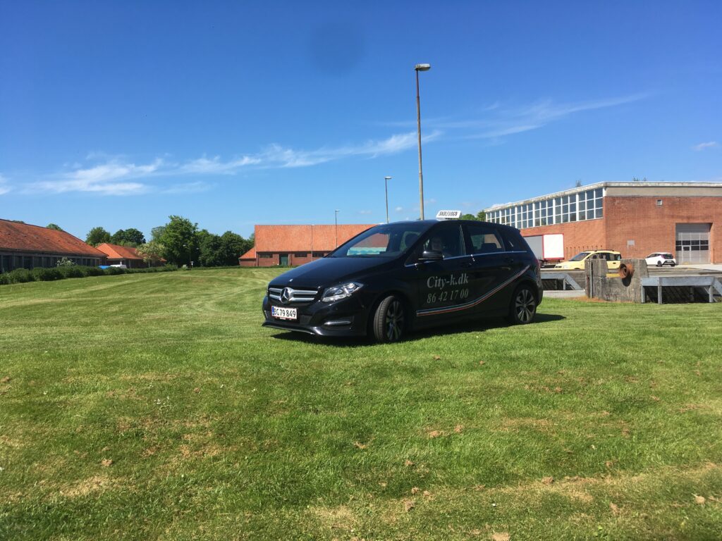 Skolevogn — Mercedes B-Klasse fra City Køreskolen